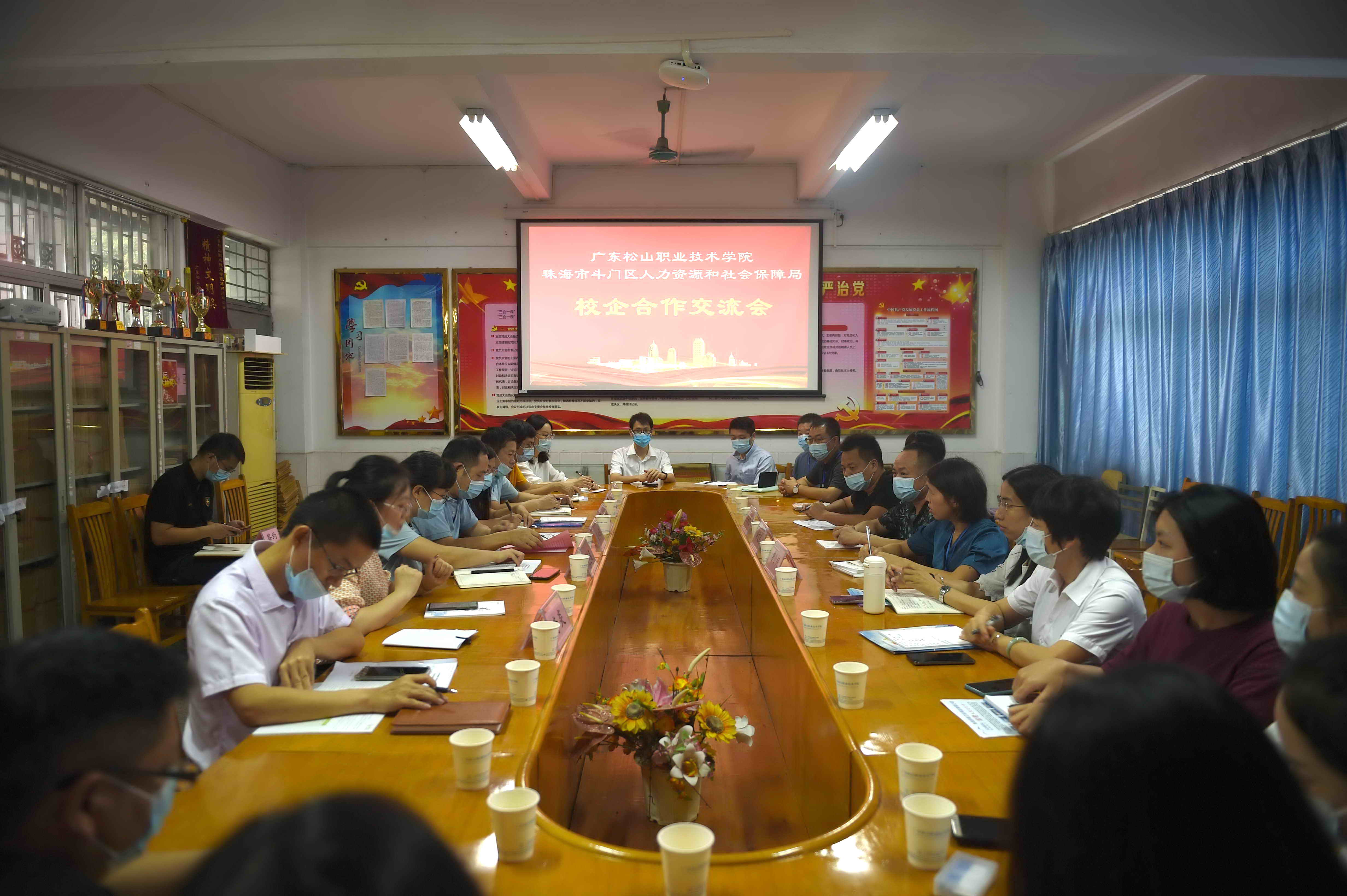 图片1.jpg 图片1.jpg