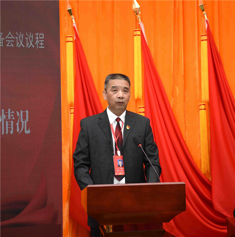 F:\W网络稿件\2020年网络稿\7月\2020月7月15日 党员大会预备会议 拍摄：刘静\2020月7月15日 党员大会预备会议 拍摄：刘静\精选\DSC_4484-1 谭书记_副本.jpg