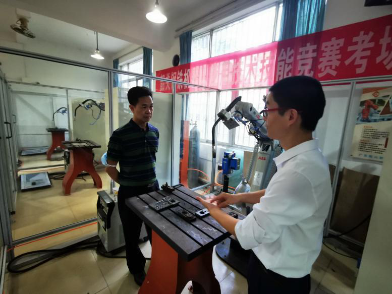 图片4.png 图片4.png