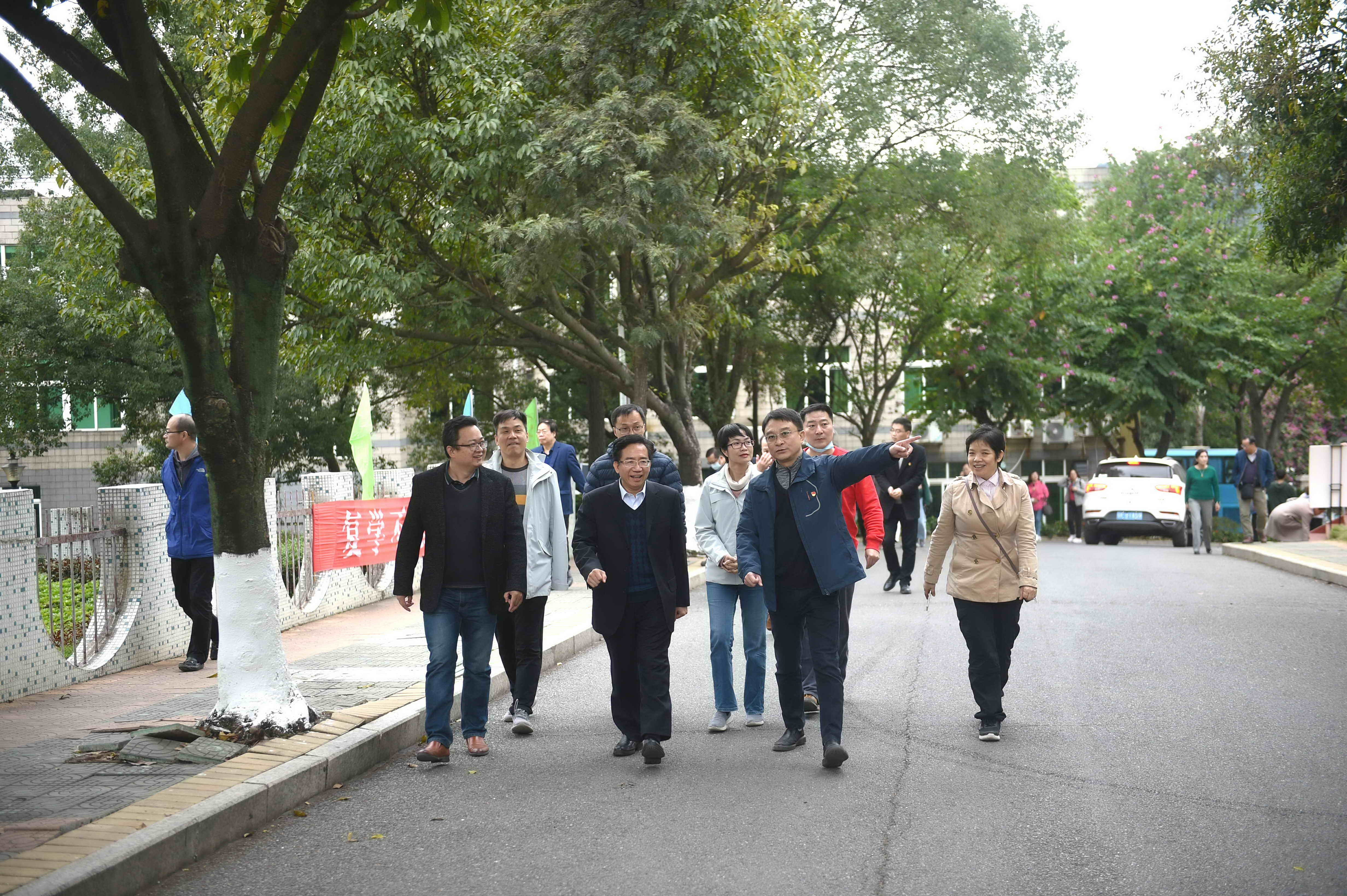 C:\Users\gdsspt\Desktop\2020年11月28日 暨南大学统战部部长庄汉文一行莅临我校考察调研 新闻图片 拍摄:刘静\001 DSC_6560.jpg C:\Users\gdsspt\Desktop\2020年11月28日 暨南大学统战部部长庄汉文一行莅临我校考察调研 新闻图片 拍摄:刘静\001 DSC_6560.jpg