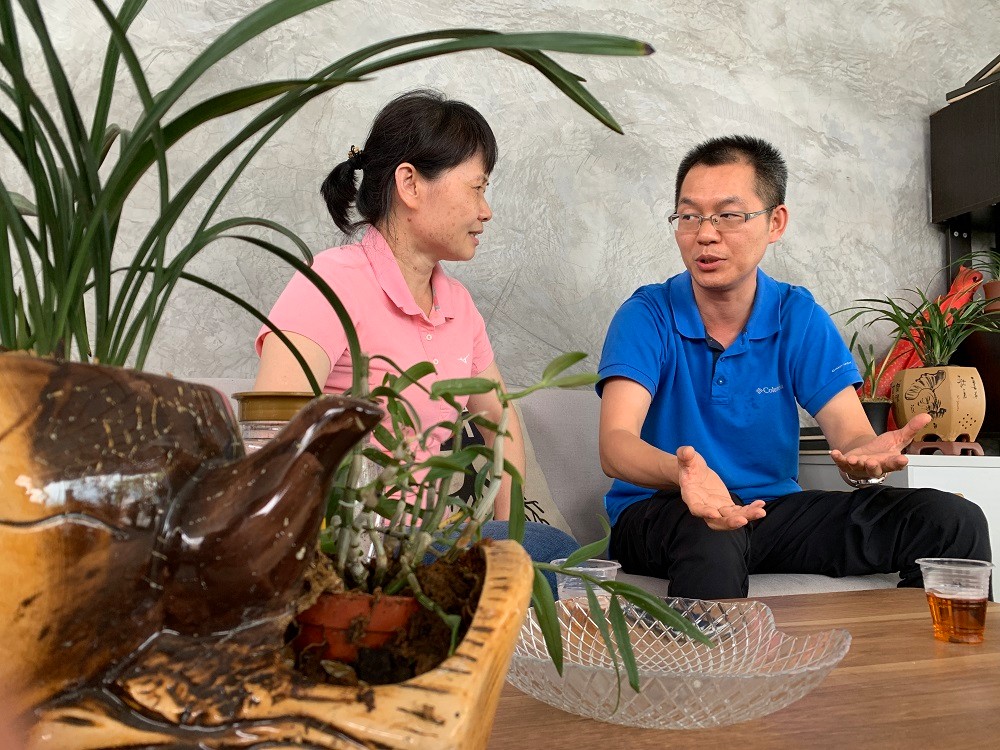 王慧老师帮助翁源农户对兰花产品进行策划a.jpg