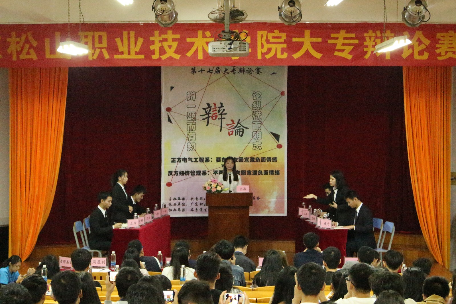 IMG_8998.JPG IMG_8998.JPG