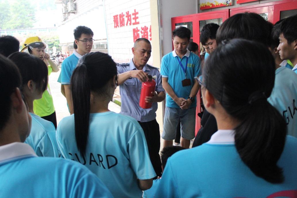 03.保卫处开展“携手远离伤害 共筑安全防线”强化消防培训1.jpg 03.保卫处开展“携手远离伤害 共筑安全防线”强化消防培训1.jpg