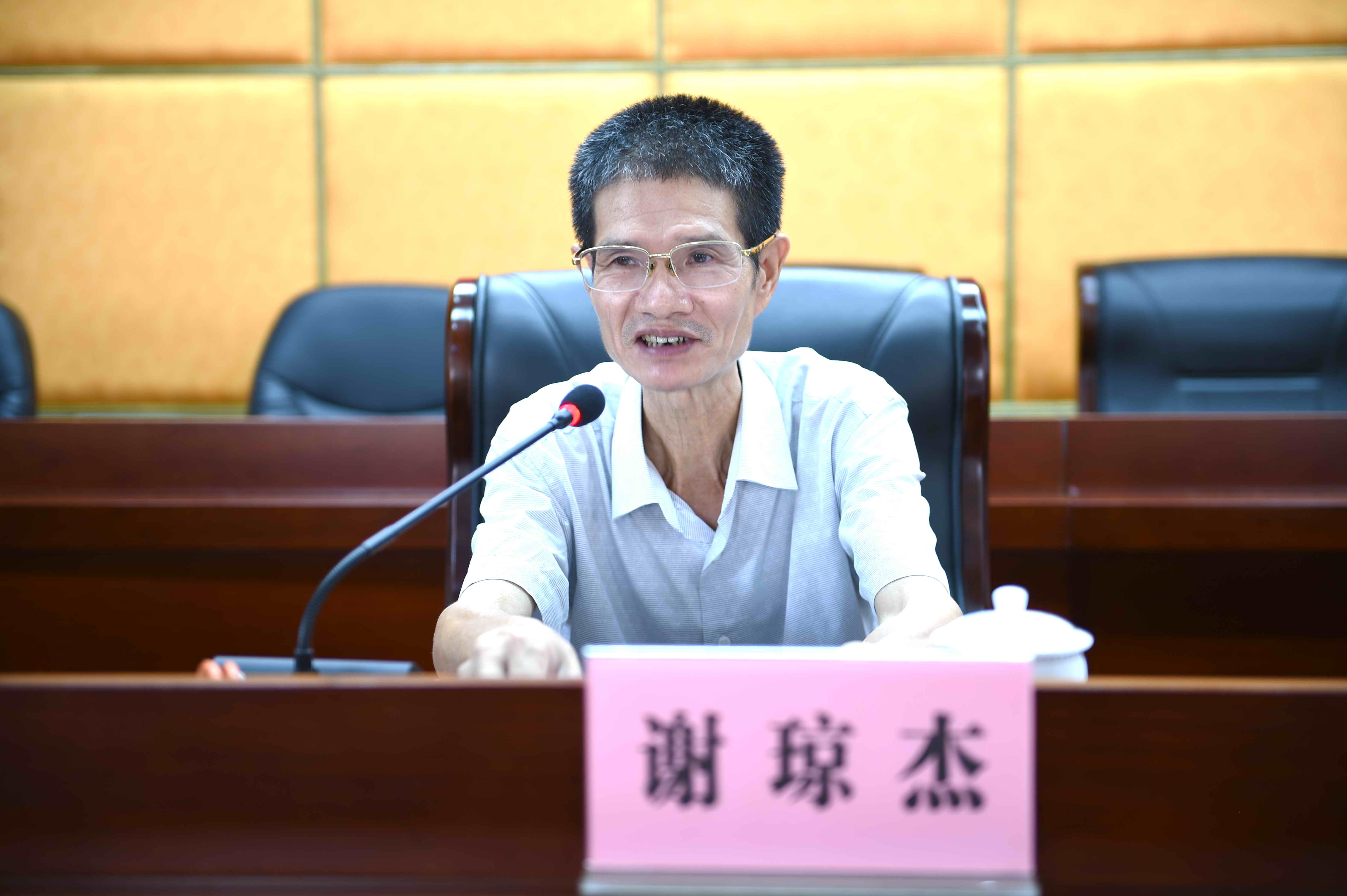 F:\网络稿件\2017年9月网络\2017年9月29日 学院思想政治工作会议 拍摄:刘静\DSC_4413.jpg F:\网络稿件\2017年9月网络\2017年9月29日 学院思想政治工作会议 拍摄:刘静\DSC_4413.jpg