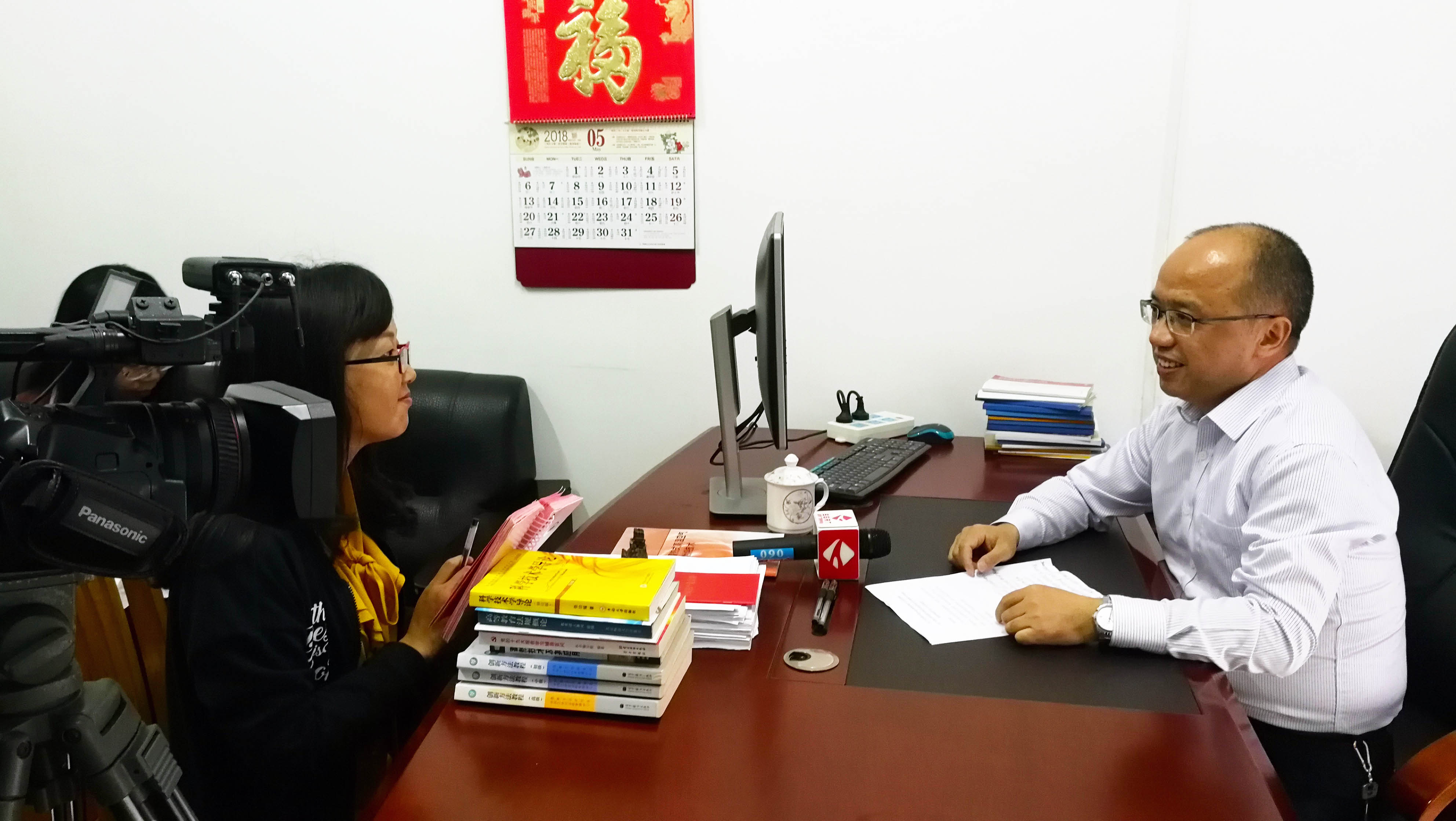 韶关媒体采访罗国民1.jpg 韶关媒体采访罗国民1.jpg