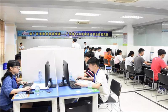 比赛.jpg 比赛.jpg