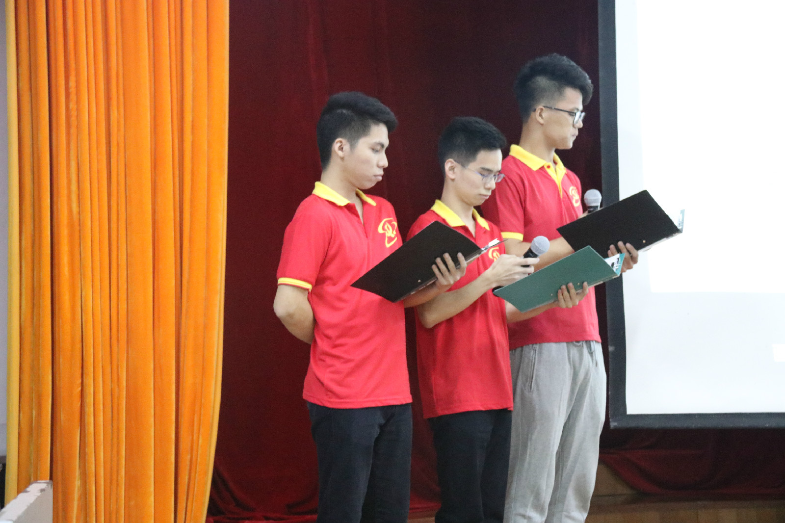 IMG_3556.JPG IMG_3556.JPG