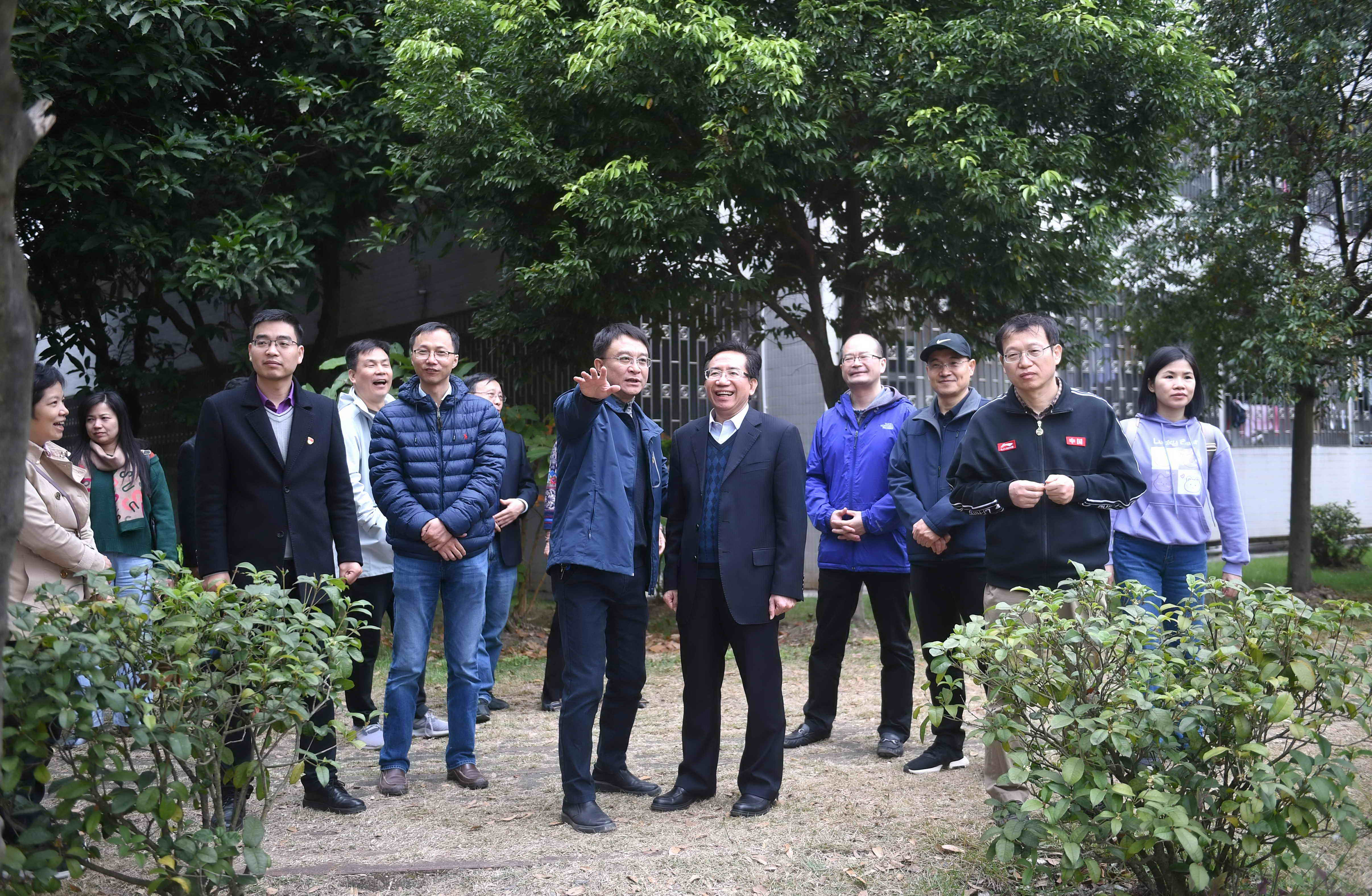 C:\Users\gdsspt\Desktop\2020年11月28日 暨南大学统战部部长庄汉文一行莅临我校考察调研 新闻图片 拍摄:刘静\003 DSC_6688.jpg C:\Users\gdsspt\Desktop\2020年11月28日 暨南大学统战部部长庄汉文一行莅临我校考察调研 新闻图片 拍摄:刘静\003 DSC_6688.jpg